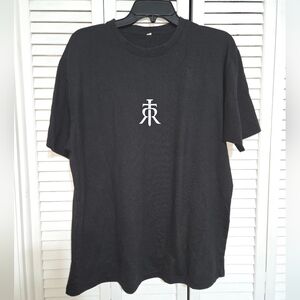 Round Table Men's XL Black Graphic T-Shirt